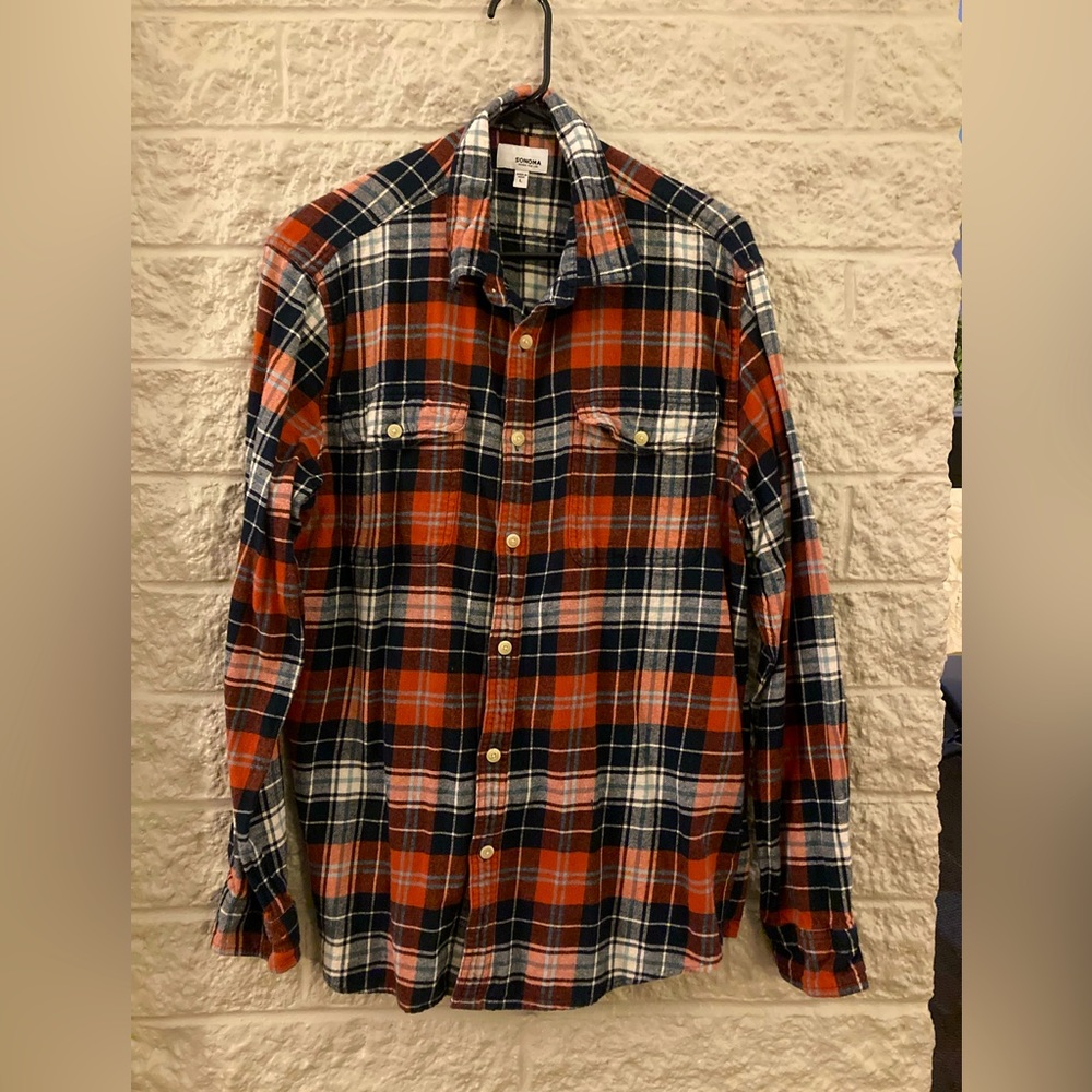 Mens flannel button down shirt size L